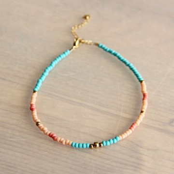 enkelbandje met kralen turkoois
