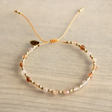 pull tie armband met koraalstenen